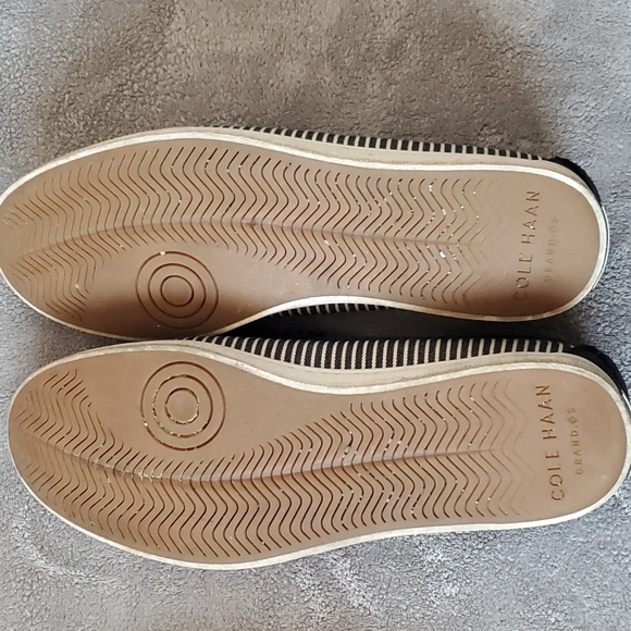 Cole Haan Boat Shoes ⛵ white and navy blue striped - Picture 3 of 6